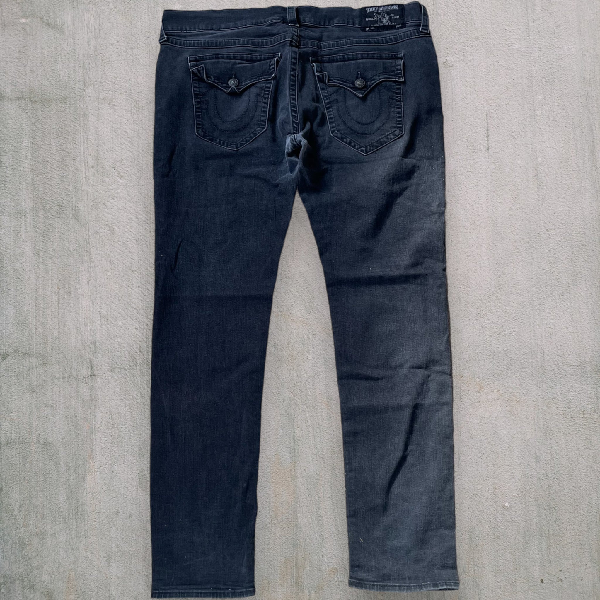 True Religion Skinny Jeans (42W) 724