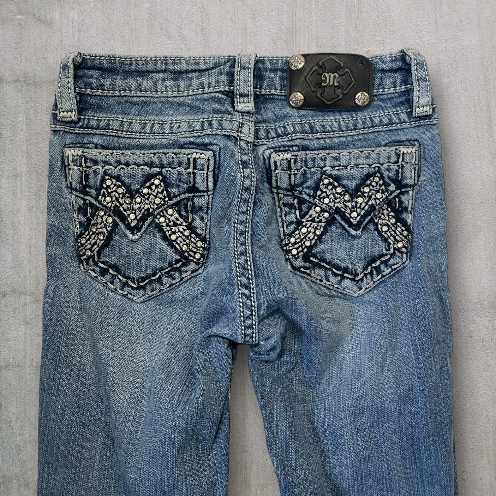 Miss Me Boot Jeans (22W) M531