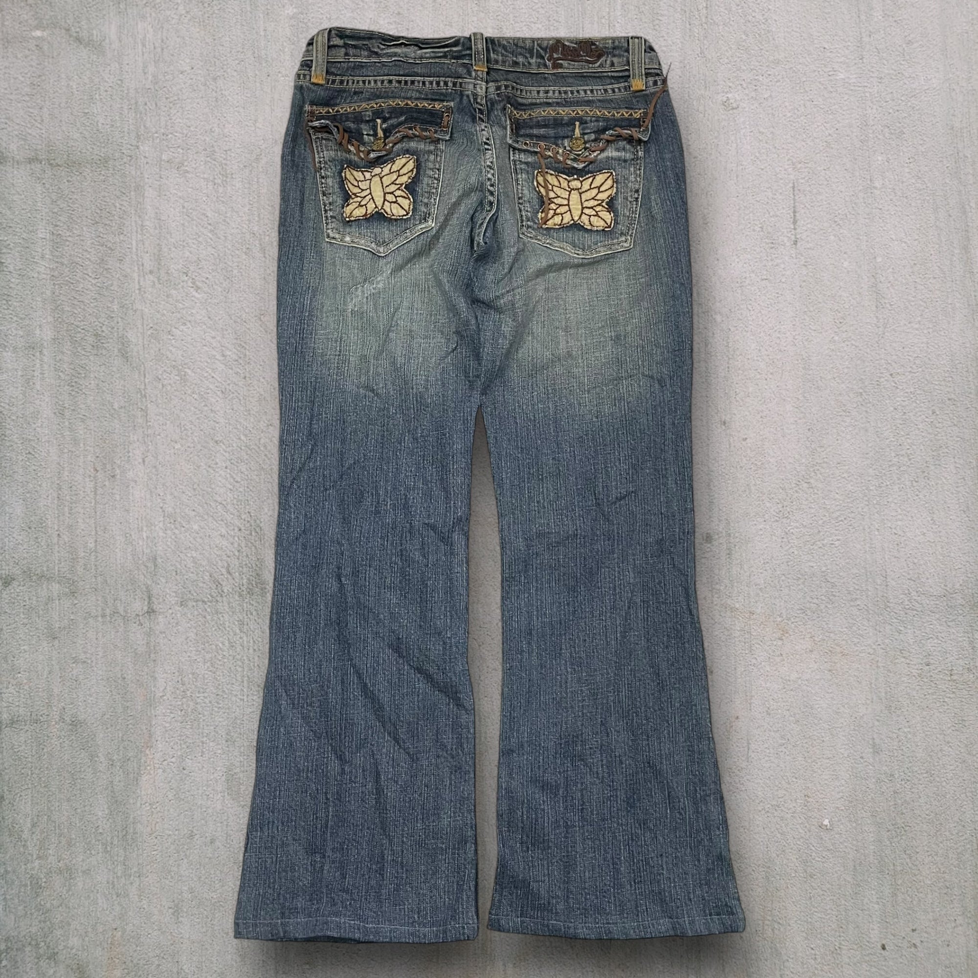 Miss Me Boot Jeans (29W) M516