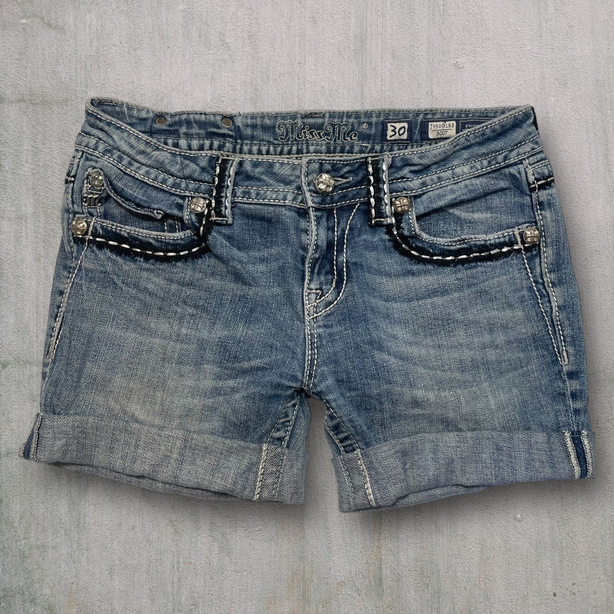 Miss Me Reworked Shorts (30W) M569